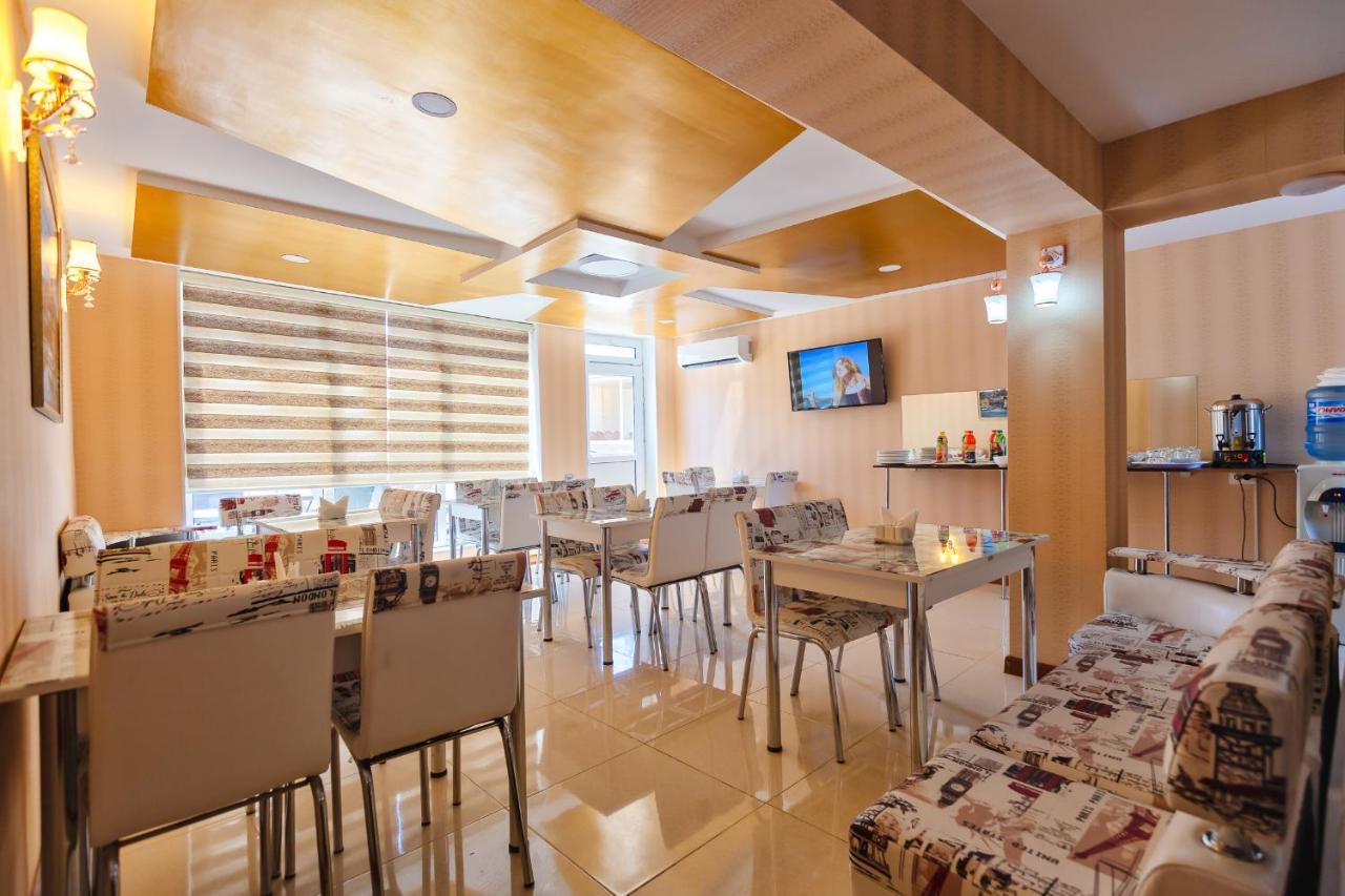 Golden Time Hotel Баку Екстериор снимка